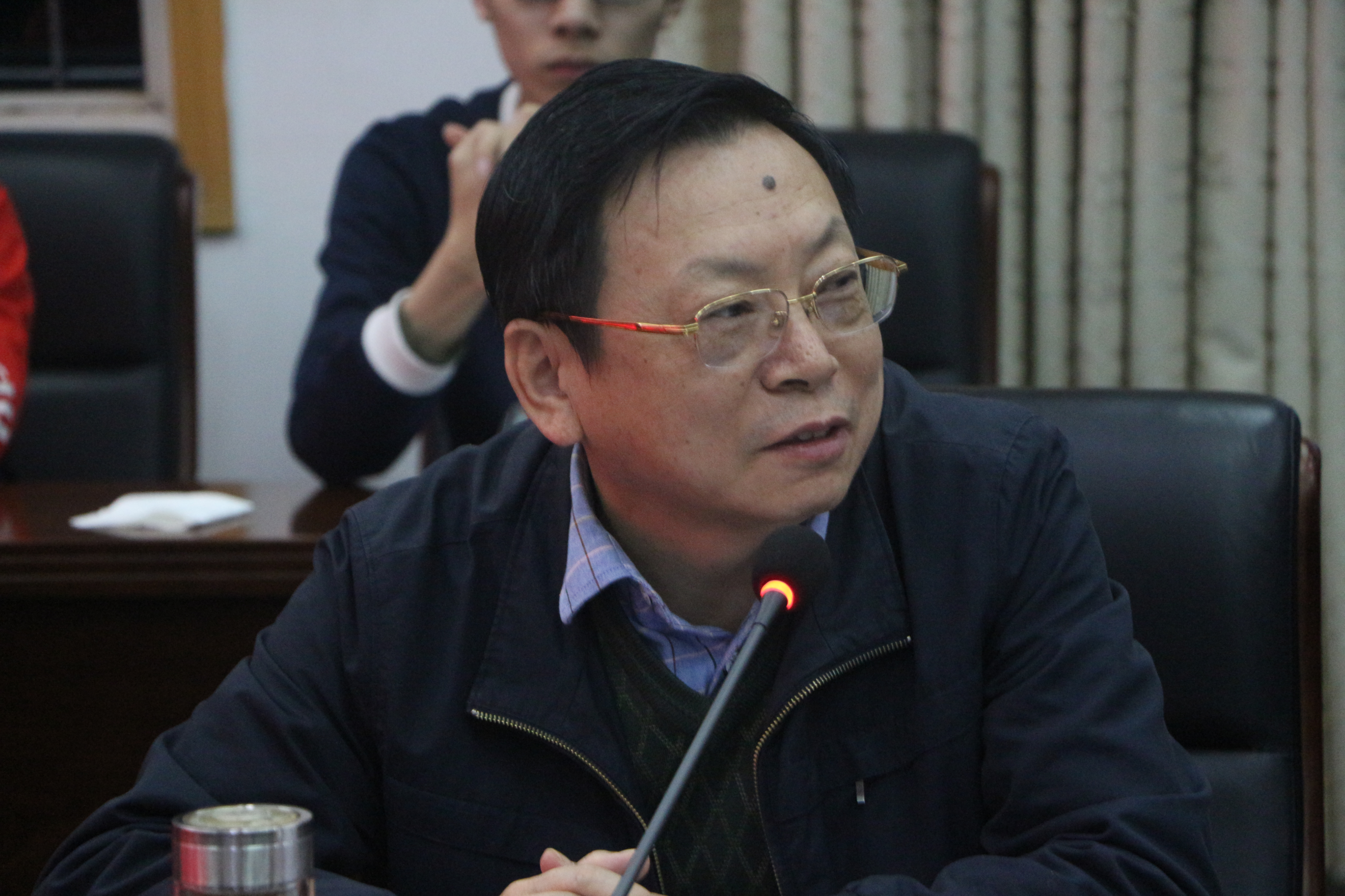 黄经理.JPG